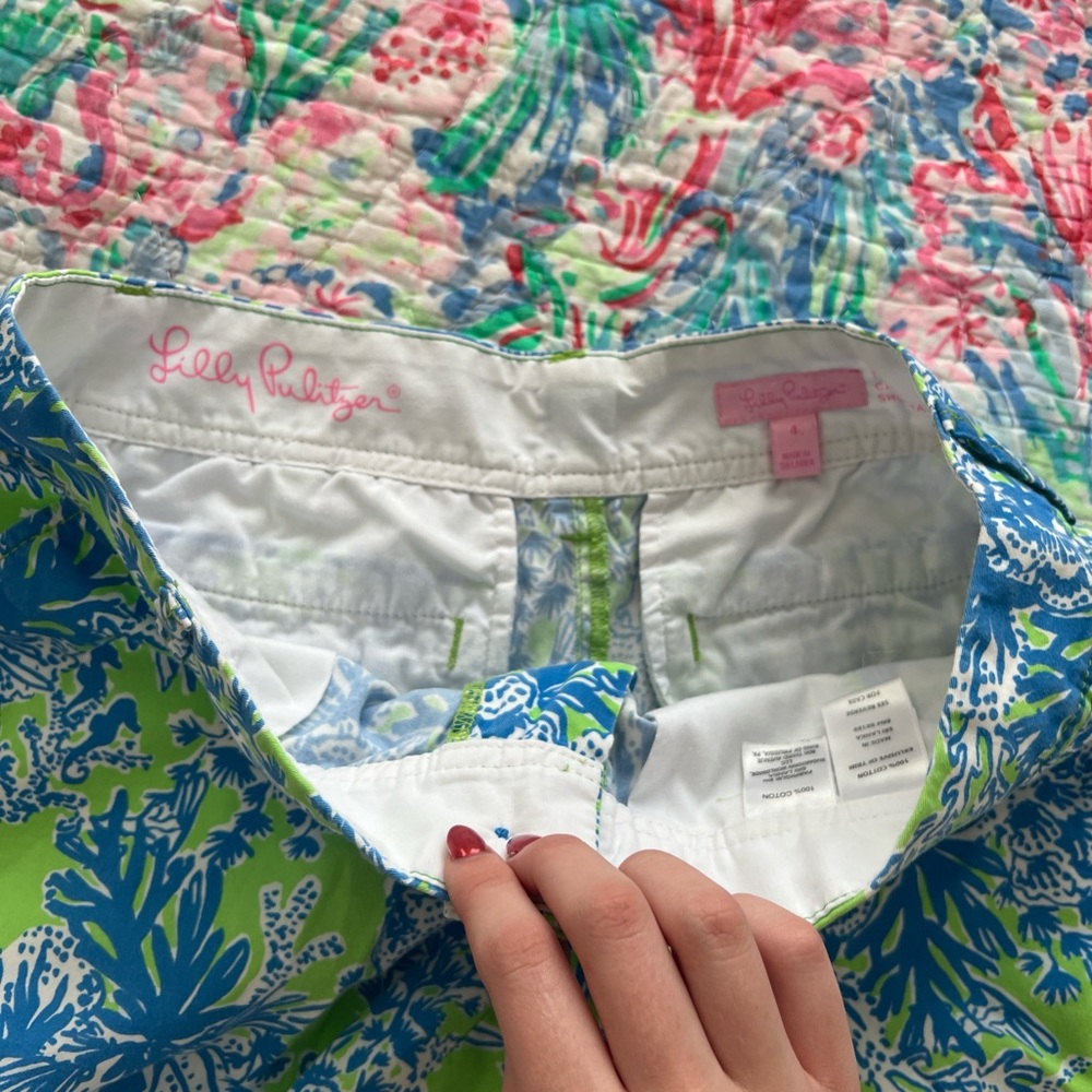 Lilly Pulitzer short